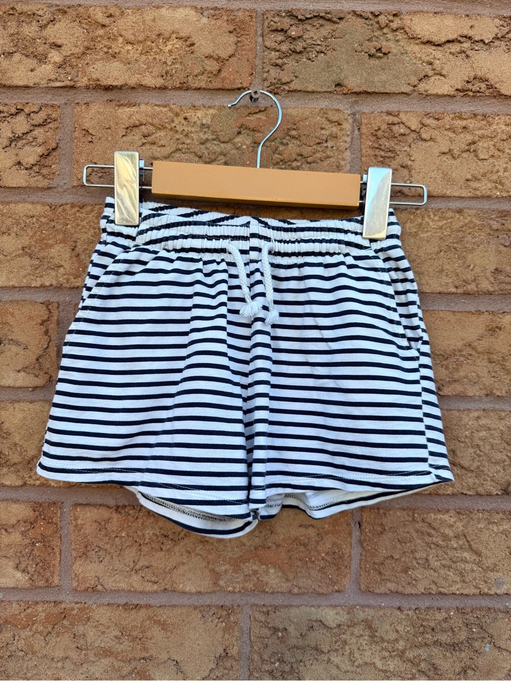 🌿4/$25 • H&M Navy and White Striped Drawstring Cotton Shorts